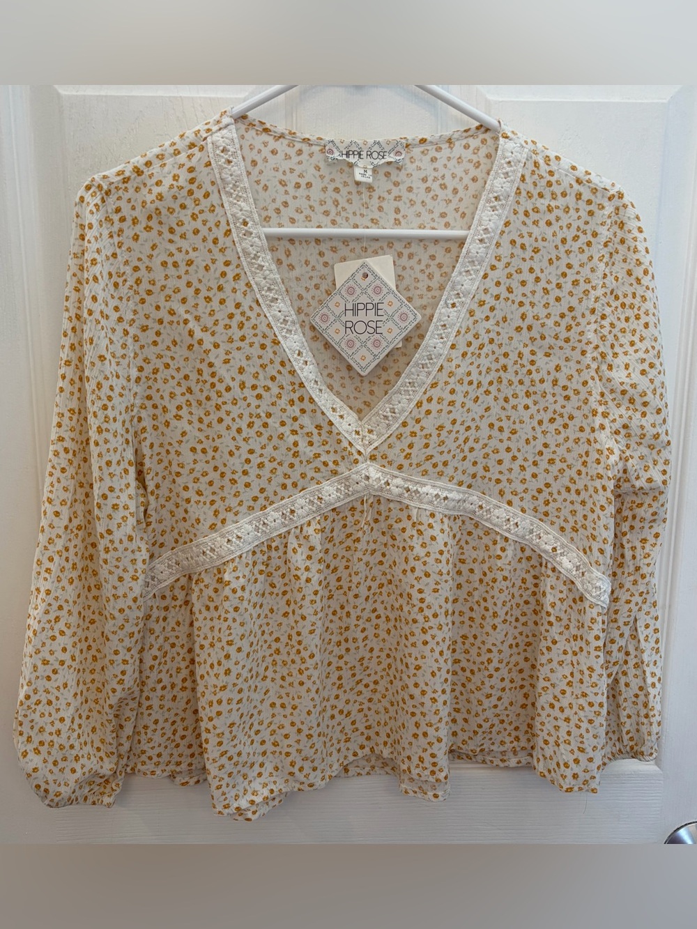 Blouse Hippie Rose Yellow Floral Print V-Neck, Women’s Medium NWT
